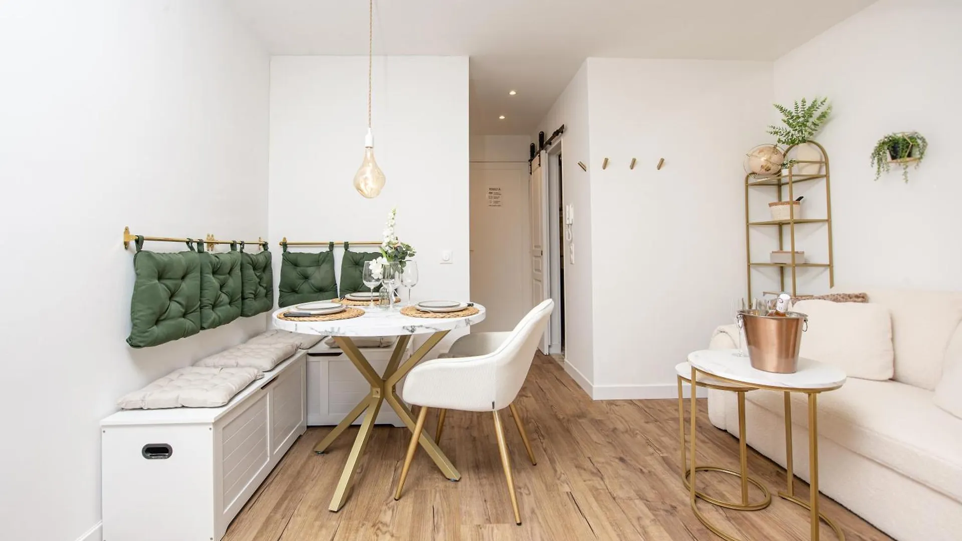 Cosy Renovated Studio - Sea - Di Mentona