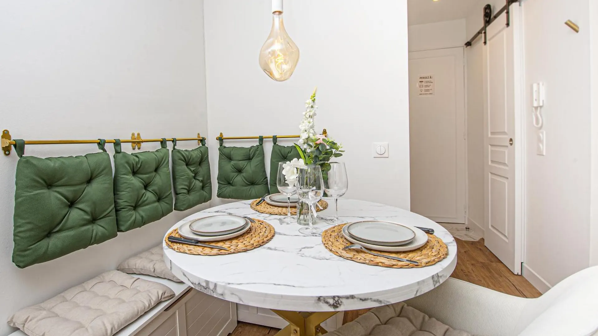 Cosy Renovated Studio - Sea - Di Menton 0*,